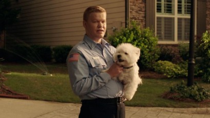 Game-Night-Jesse-Plemons-dog